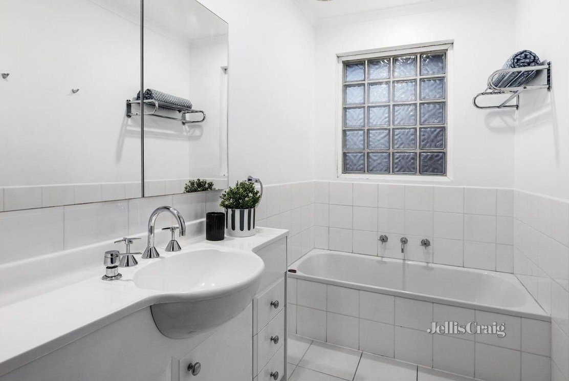 12 Mountleigh Court, Glen&nbsp;Waverley image 6
