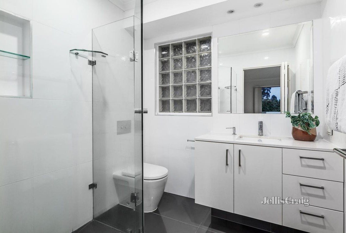 12 Mountleigh Court, Glen&nbsp;Waverley image 7