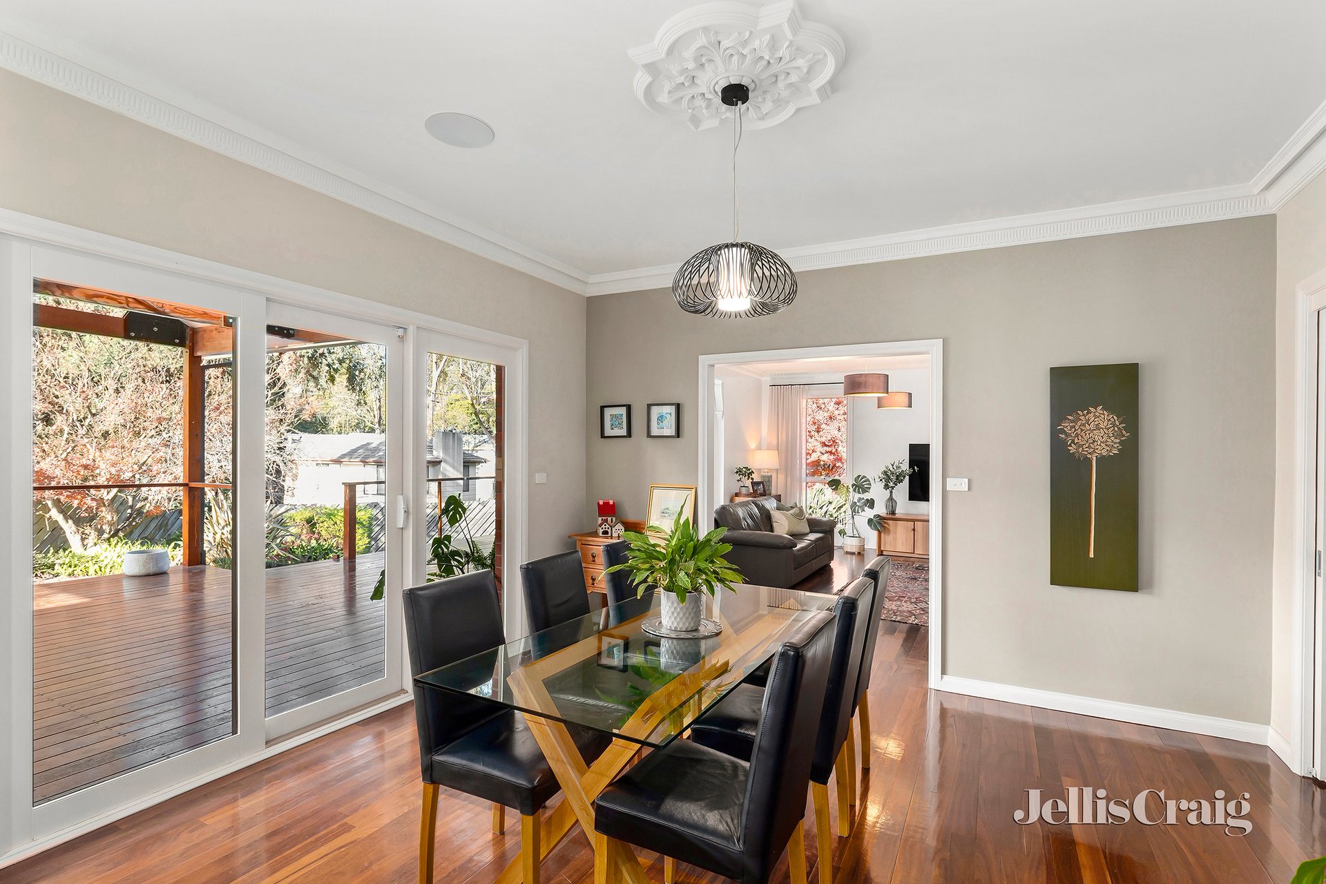 12 Mulberry Court, Eltham image 5