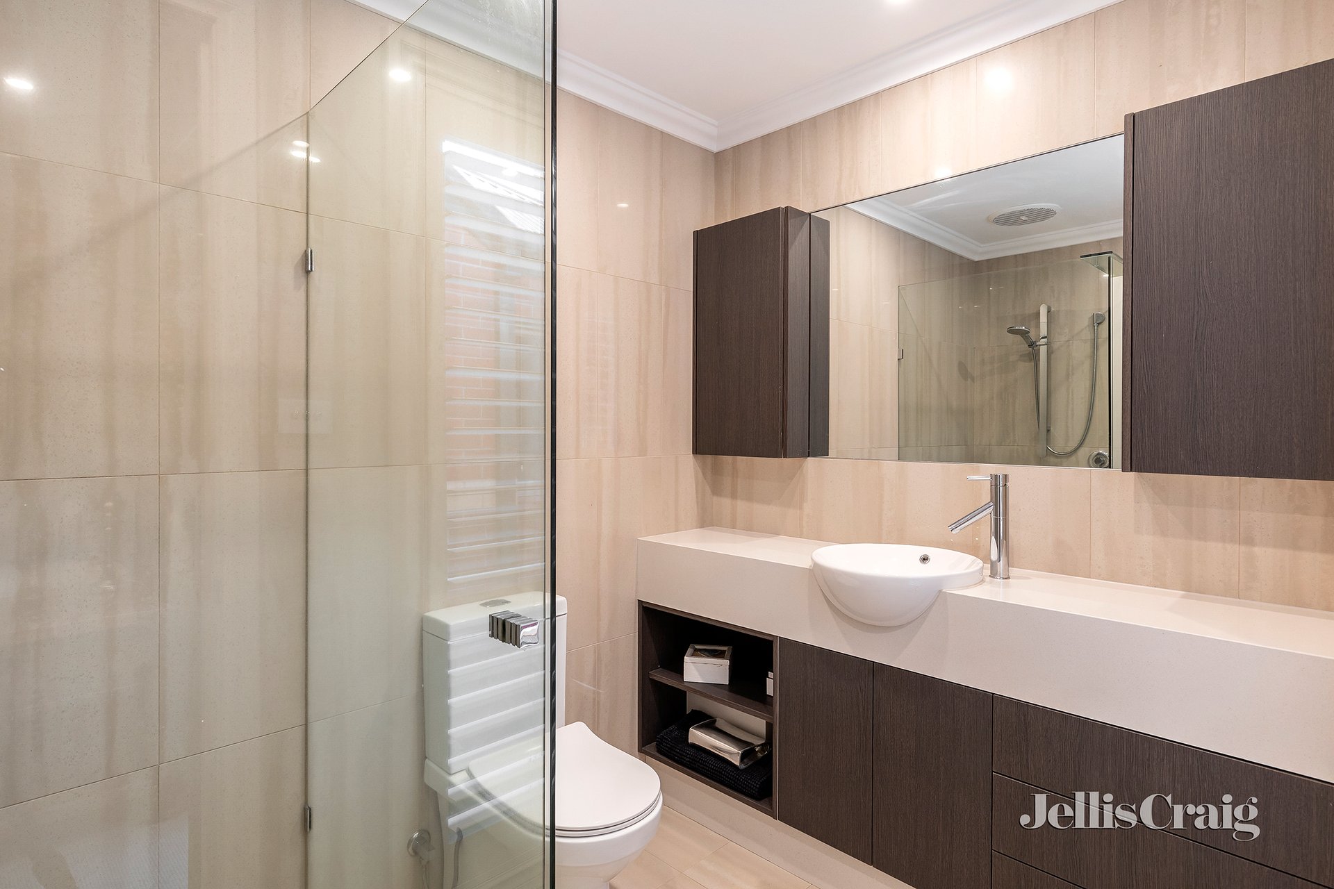 12 Mulberry Court, Eltham image 9
