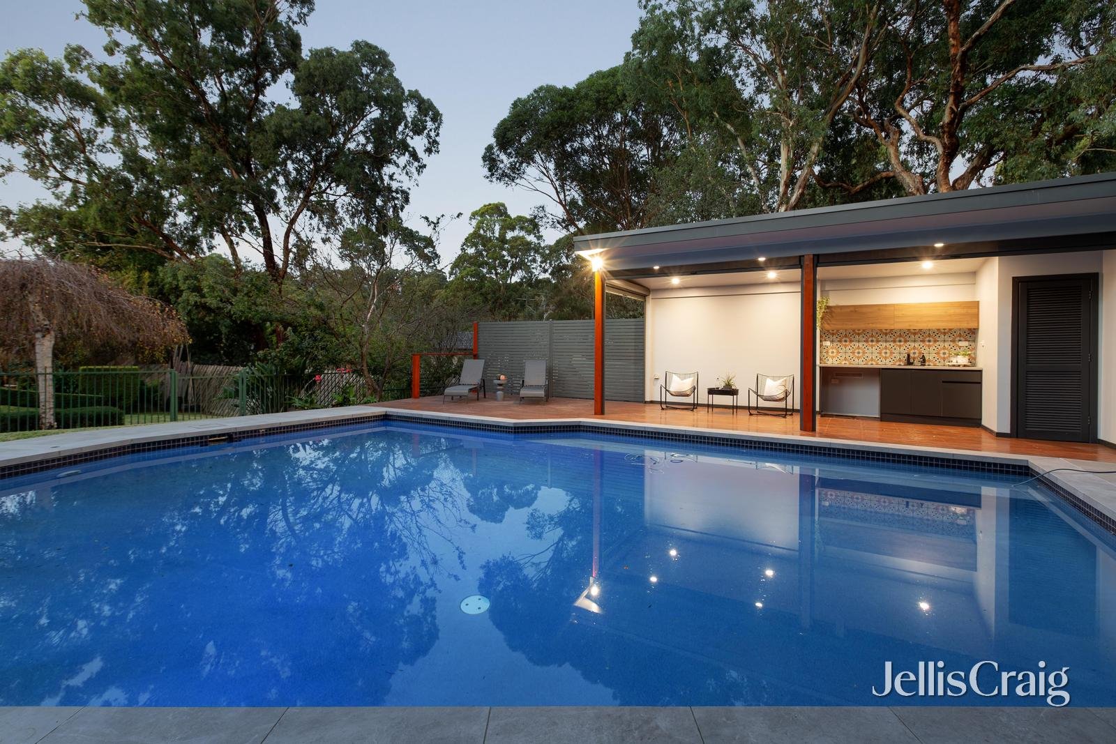 12 Mulberry Court, Eltham image 15