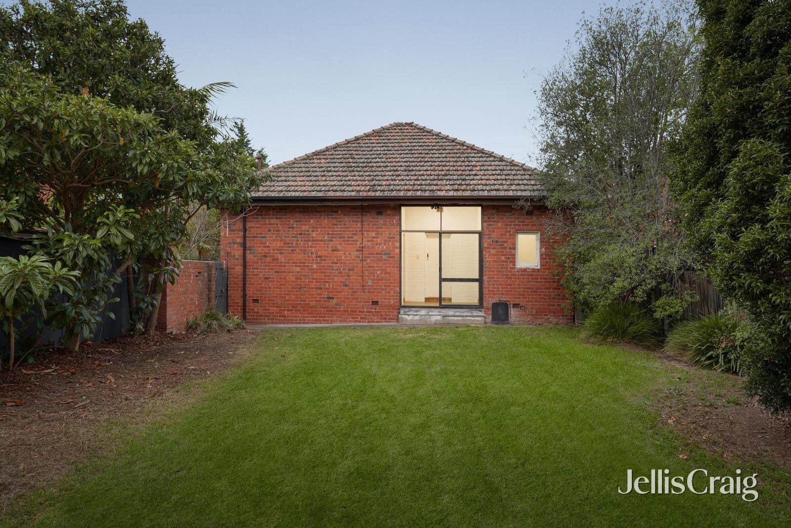 12 Myrniong Street, Glen&nbsp;Iris image 11