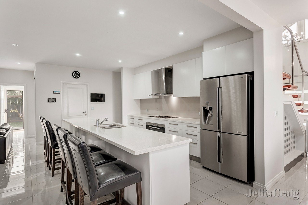 12 Myrtle Drive, Maidstone image 2
