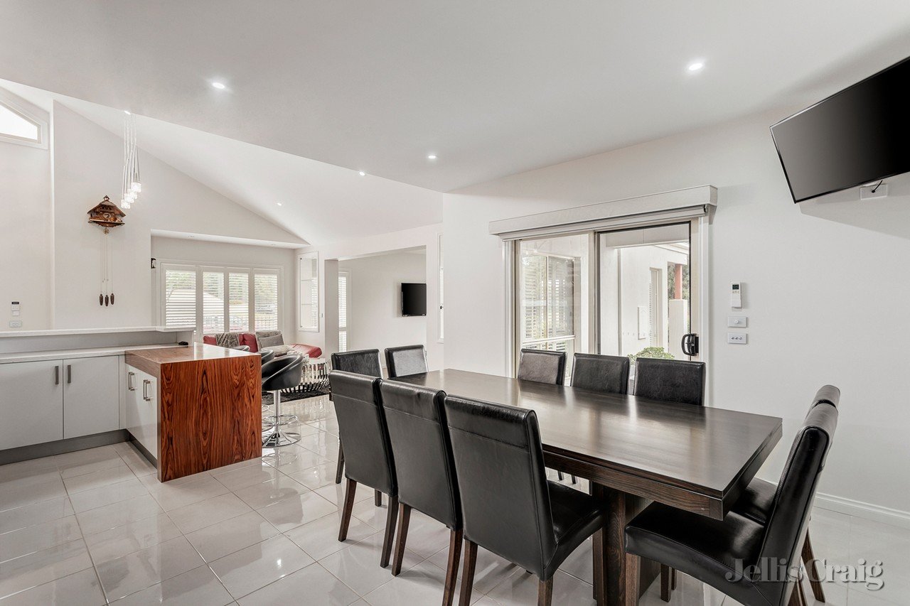 12 Myrtle Drive, Maidstone image 4