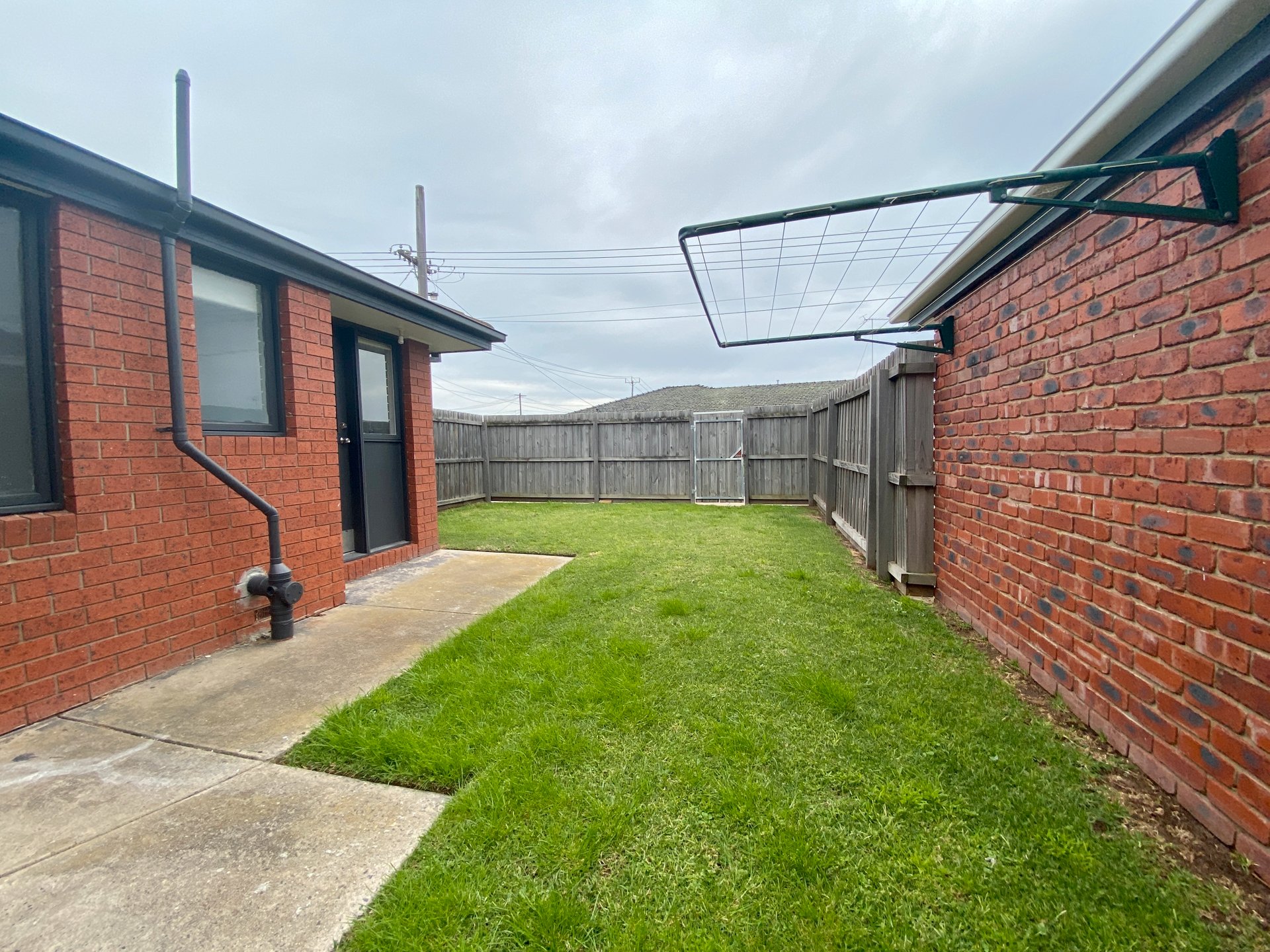 1/2 Nanworen Crescent, Bell&nbsp;Park image 7