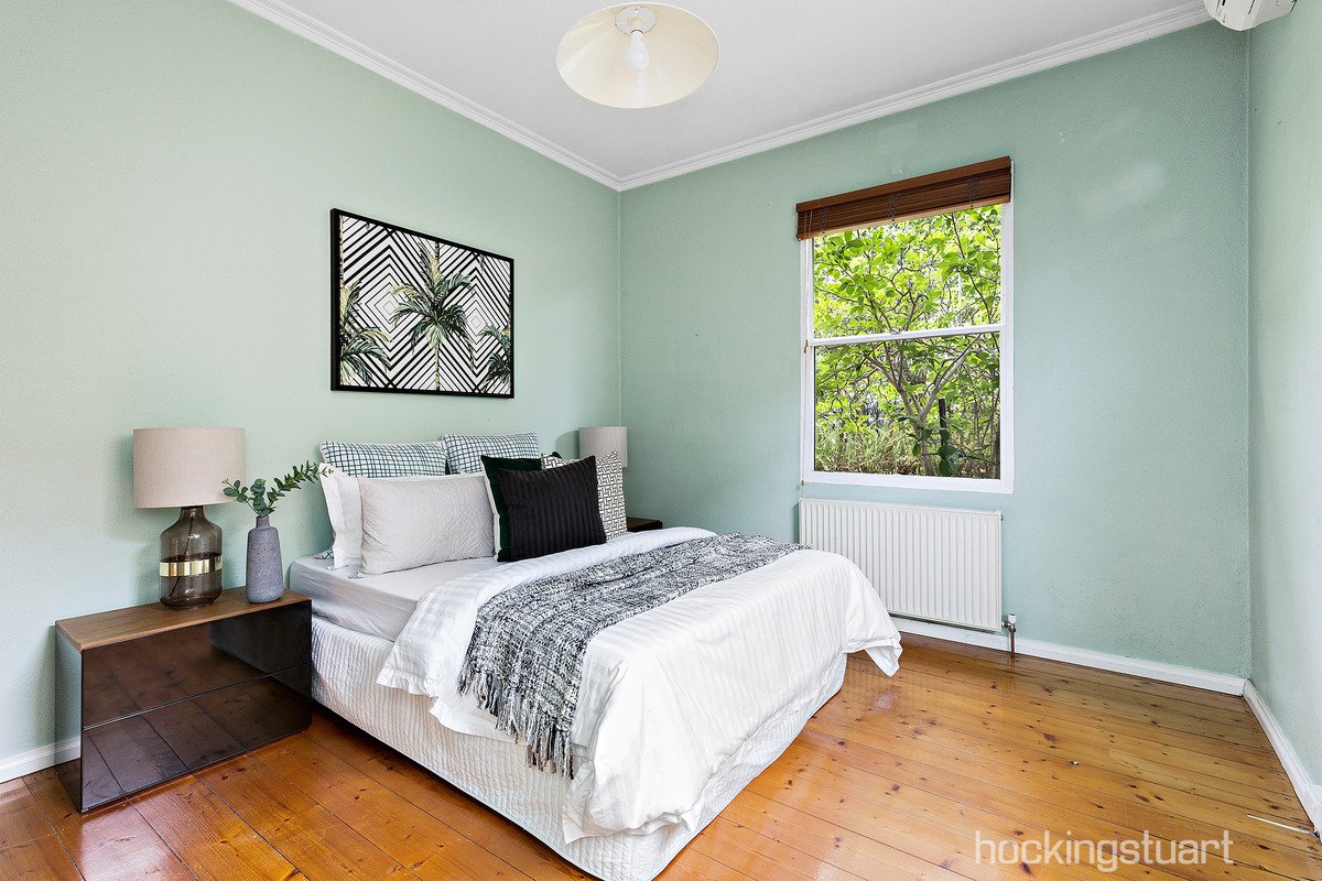 1/2 Neville Street, Box Hill South image 4