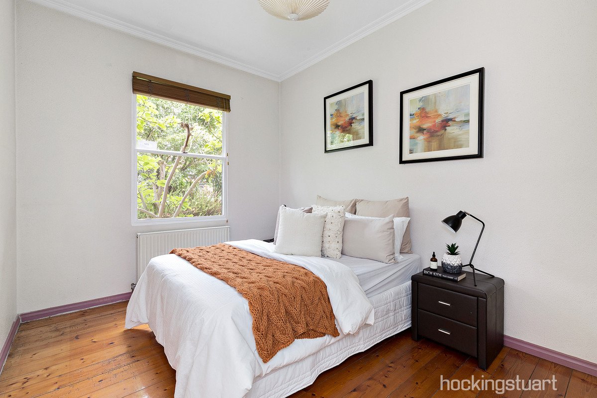 1/2 Neville Street, Box Hill South image 5