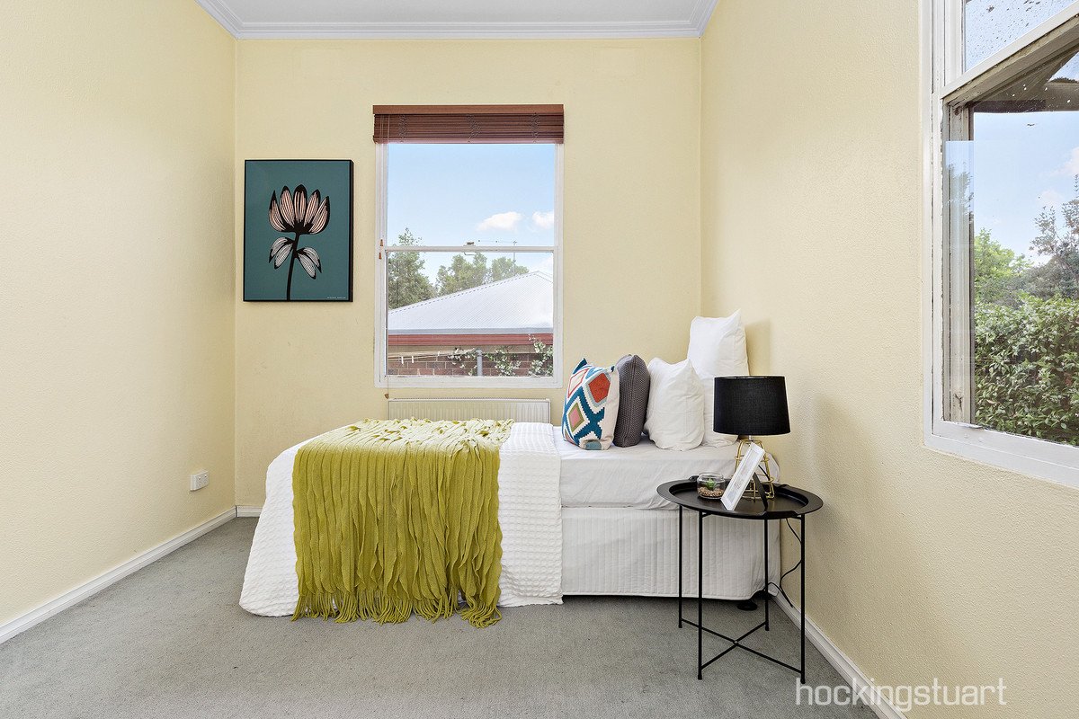 1/2 Neville Street, Box Hill South image 6