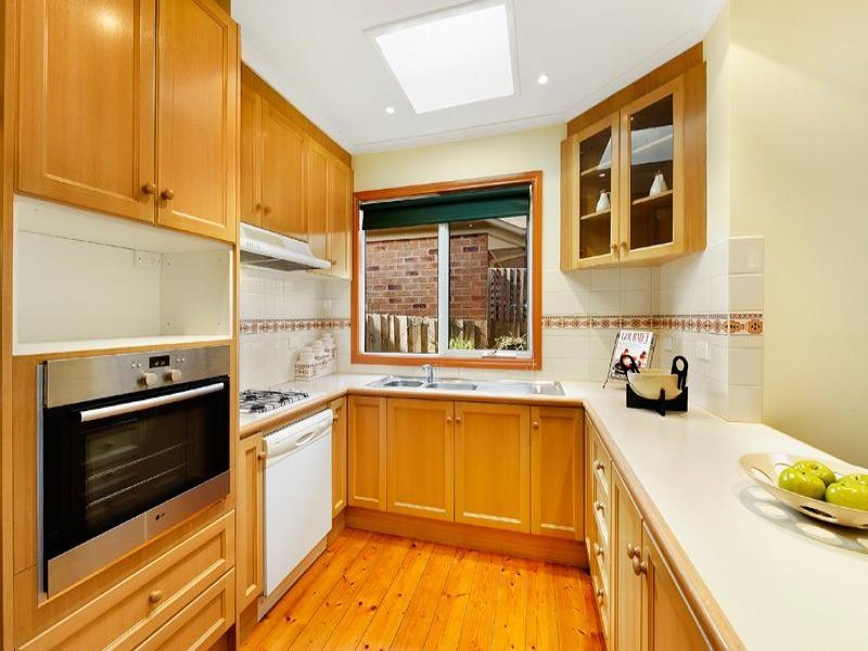 1/2 Neville Street, Box Hill South image 4