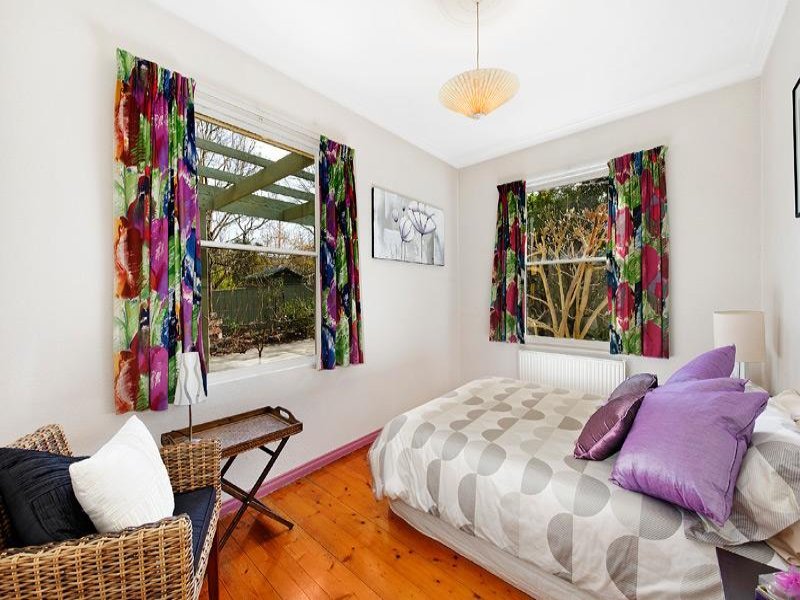 1/2 Neville Street, Box Hill South image 6