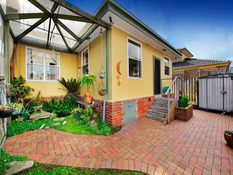 1/2 Neville Street, Box Hill South image 9