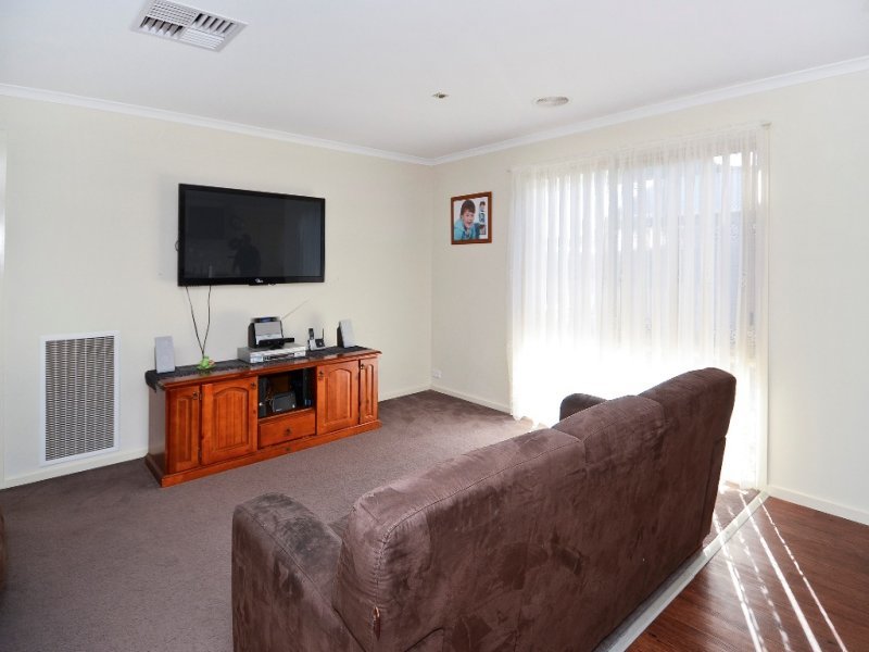 12 Nigella Avenue, Corio image 4