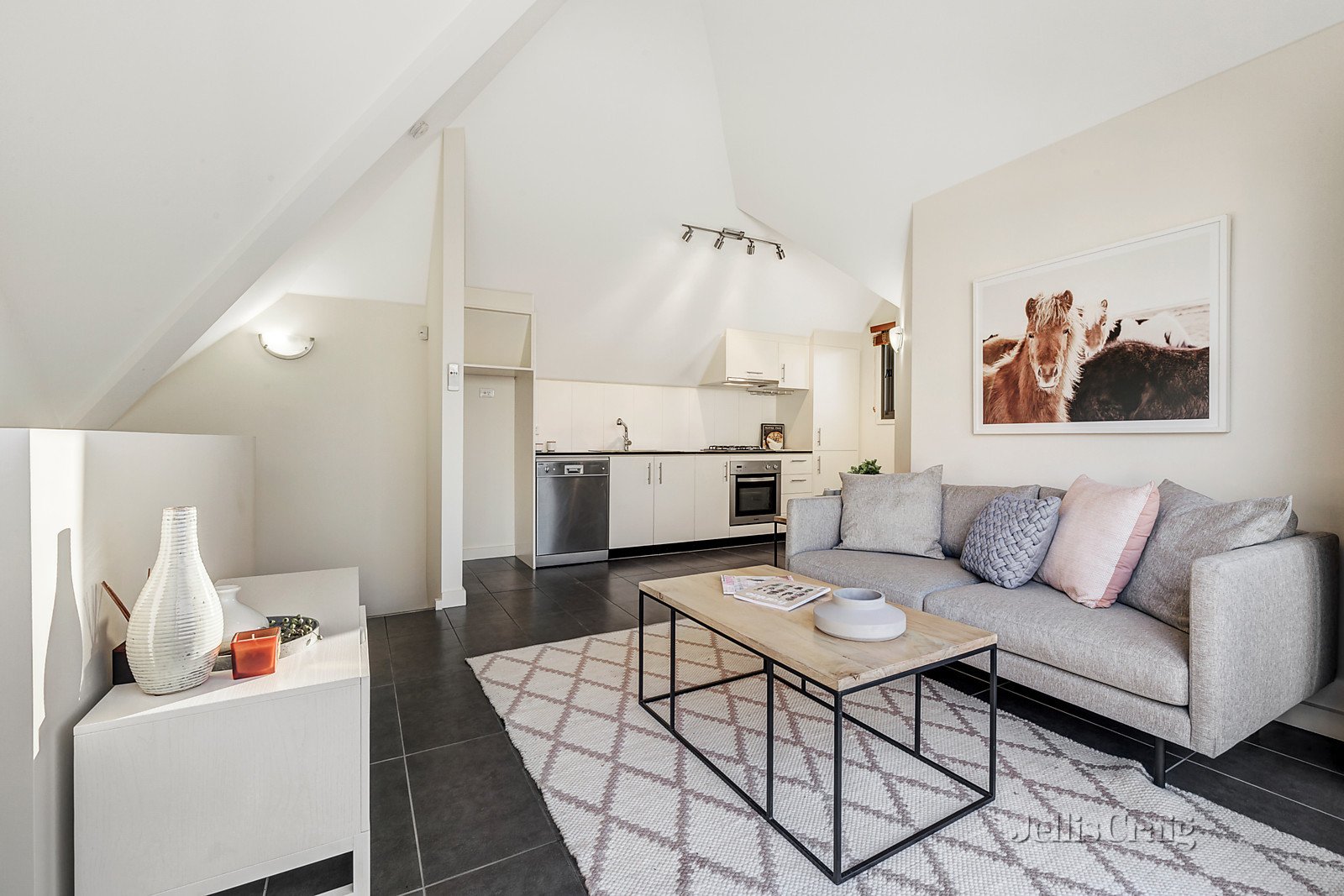 1/2 Northcote Street, Northcote image 2