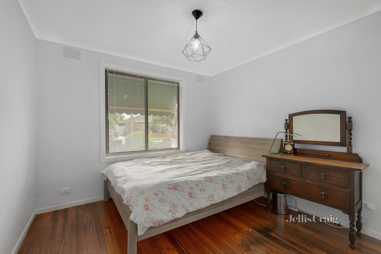 1/2 Oakes Avenue, Clayton South image 8