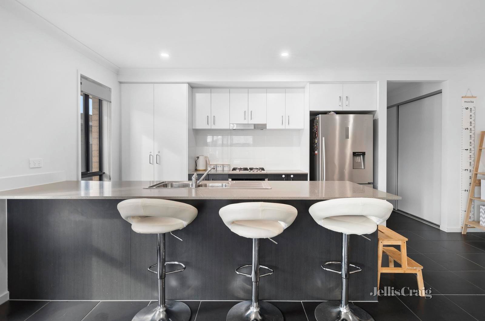 12 O'Brien Drive, Alfredton image 2