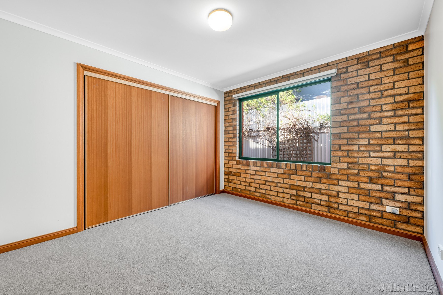 12 Oldis Avenue, Northcote image 5