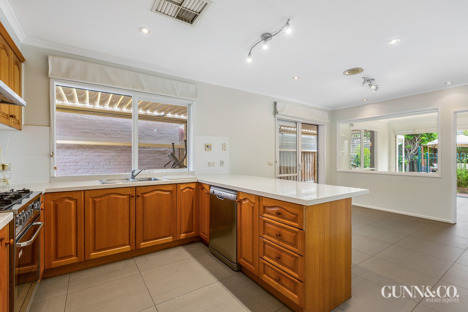 12 Paas Place, Williamstown image 7