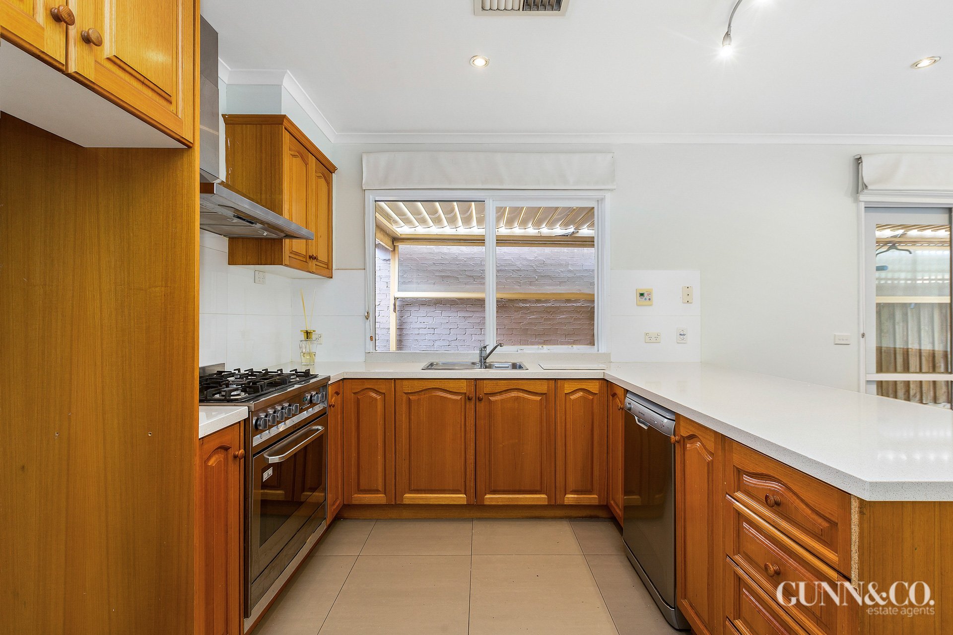 12 Paas Place, Williamstown image 8