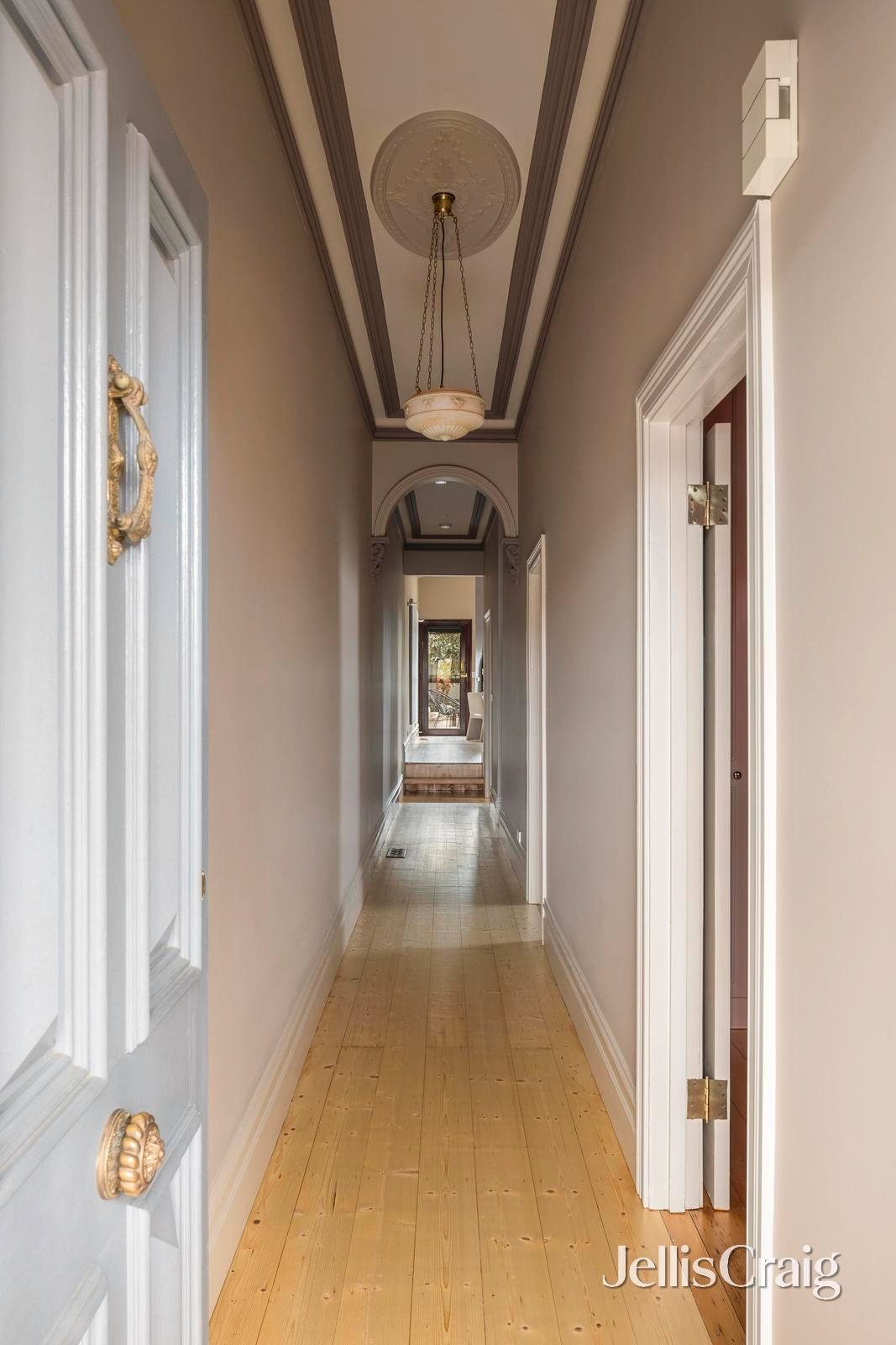 12 Park Street, Northcote image 2