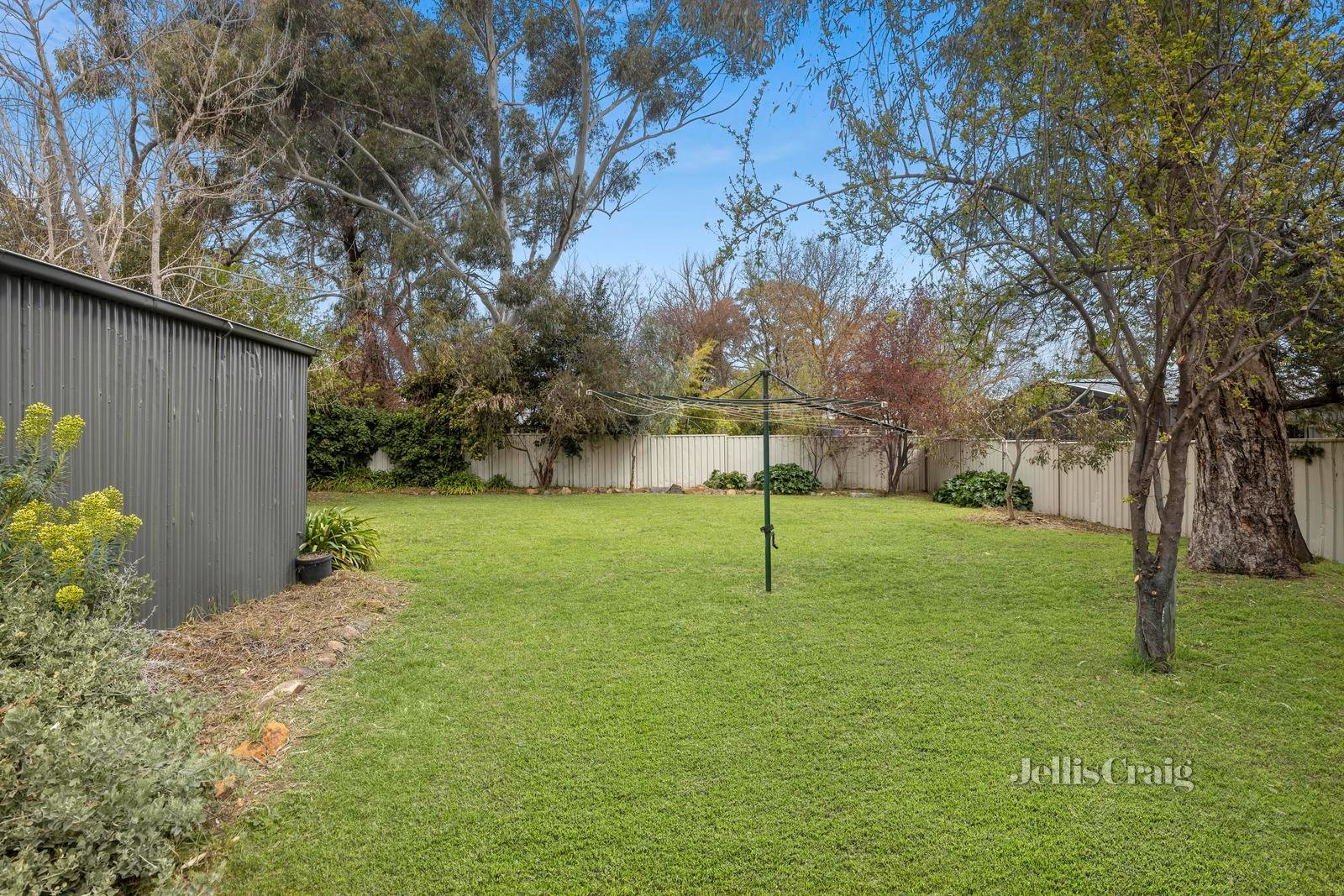 12 Parker Street, Castlemaine image 9