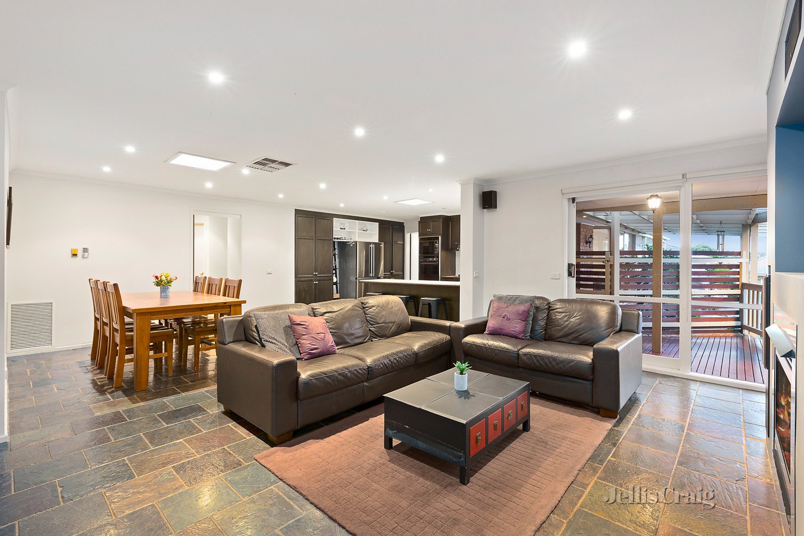 12 Patrick Close, Greensborough image 7