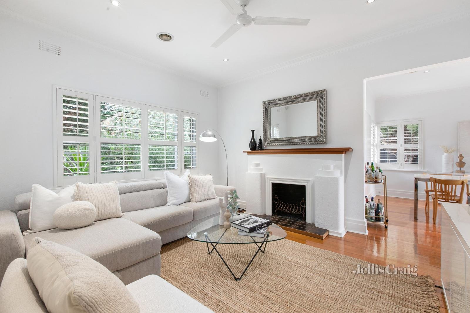 12 Patterson Road, Bentleigh image 2