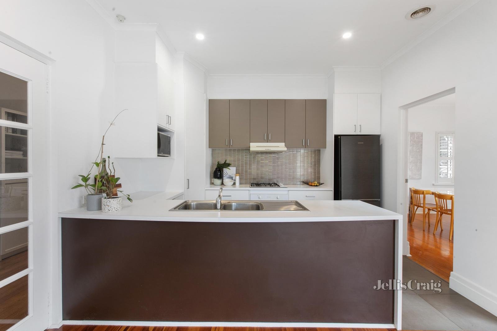 12 Patterson Road, Bentleigh image 3