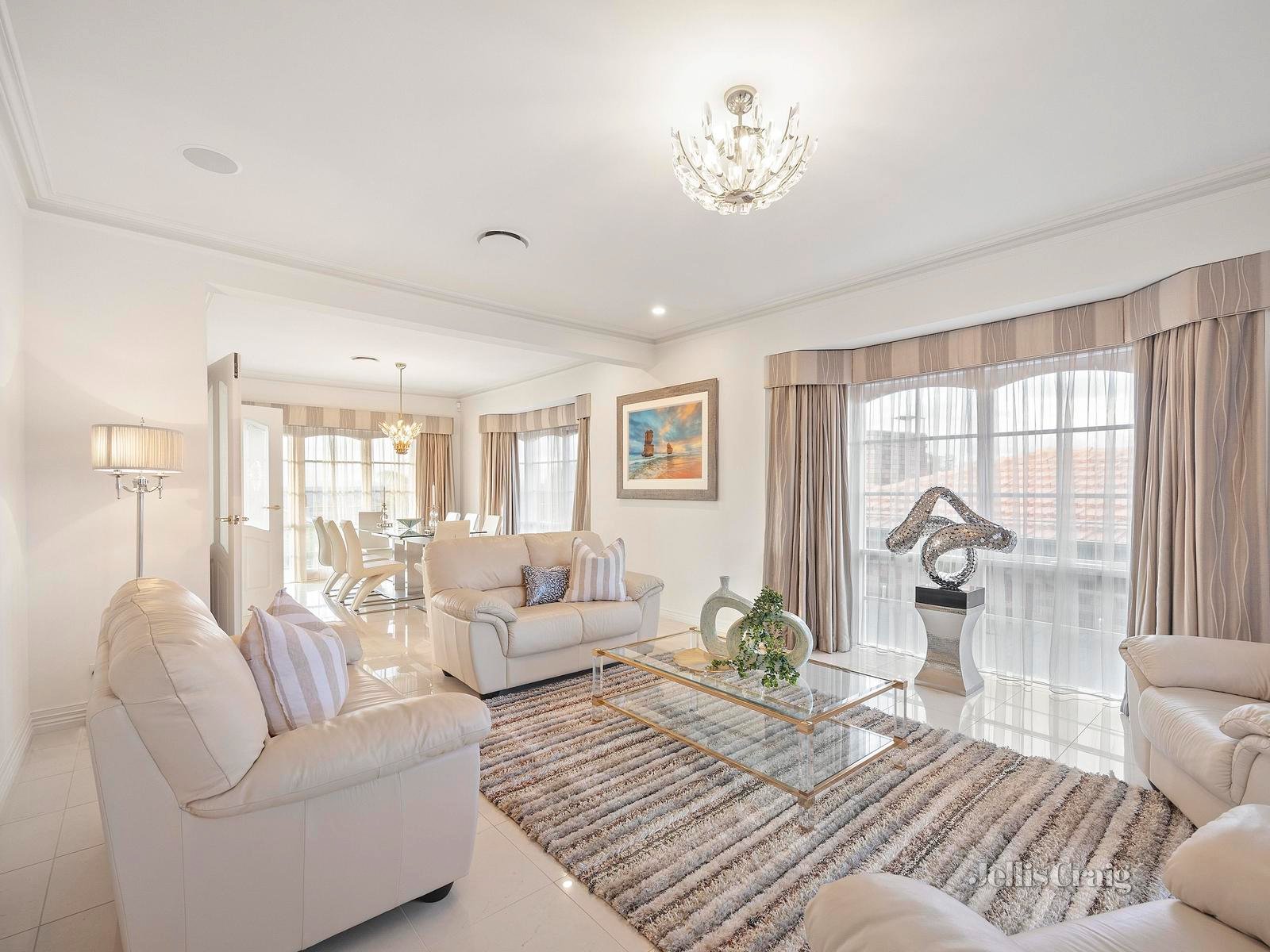 12 Peppermint Court, Doncaster East image 3