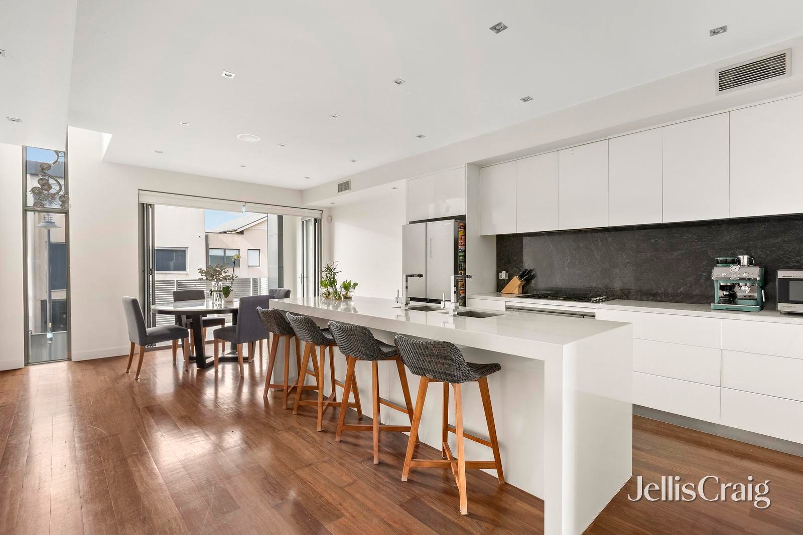 12 Pier Lane, Maribyrnong image 4