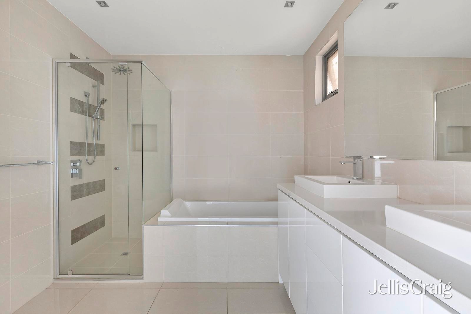 12 Pier Lane, Maribyrnong image 11