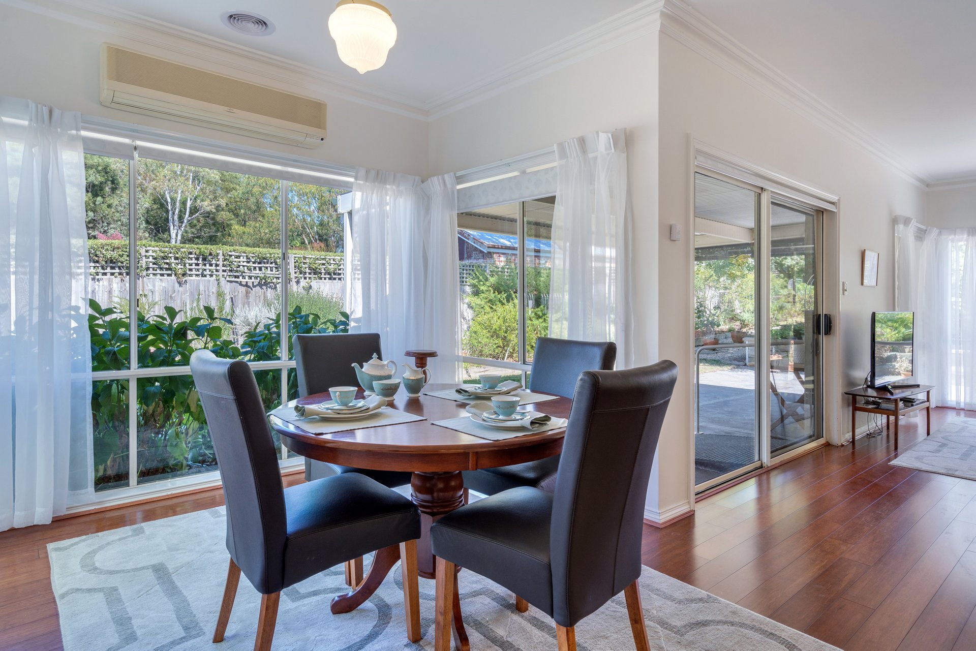 Property Gallery Thumbnail 8