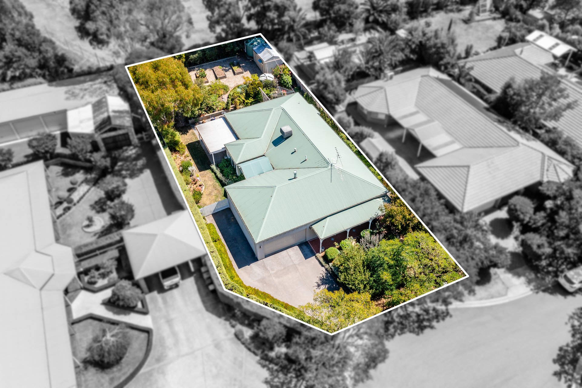 Property Gallery Thumbnail 17