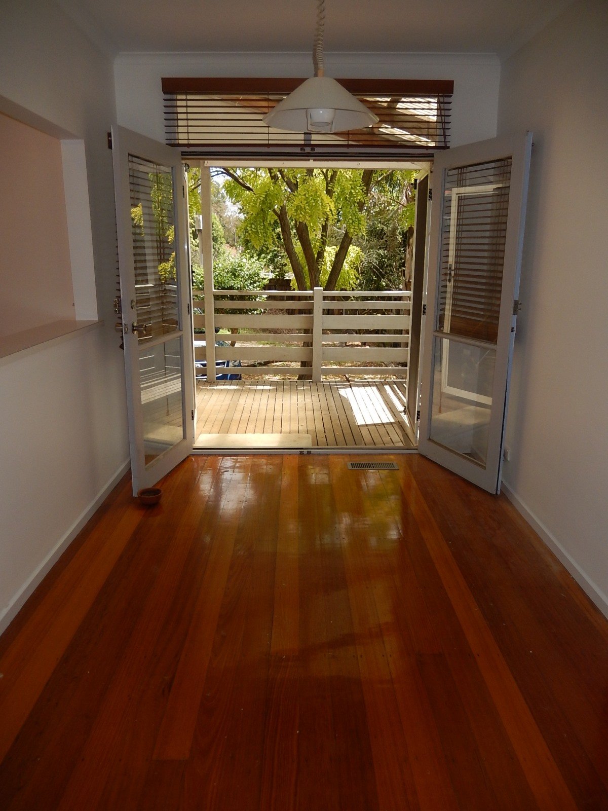 1/2 Pinewood Drive, Mount&nbsp;Waverley image 5