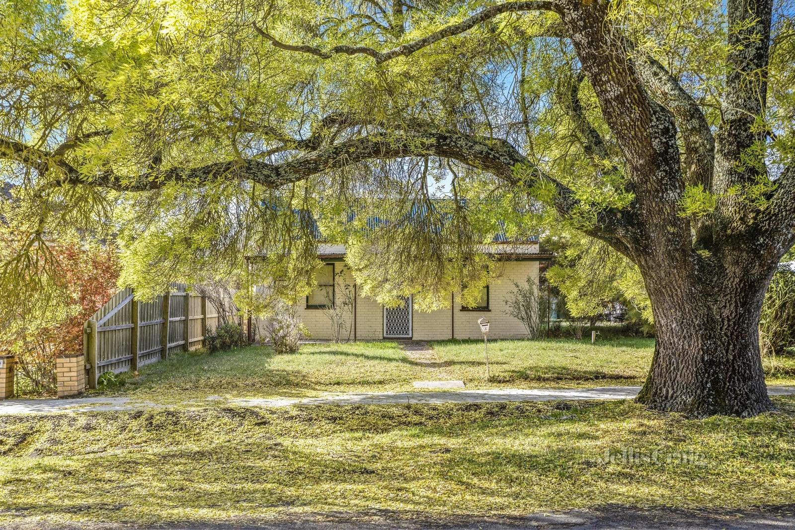 12 Pohlman Street, Kyneton image 9