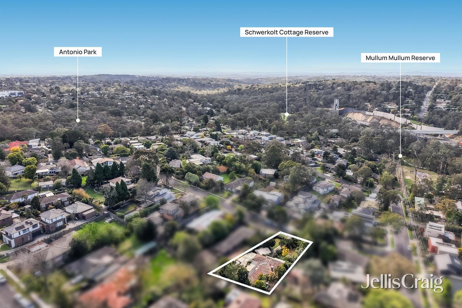 12 Prince Edward Avenue, Mitcham image 13