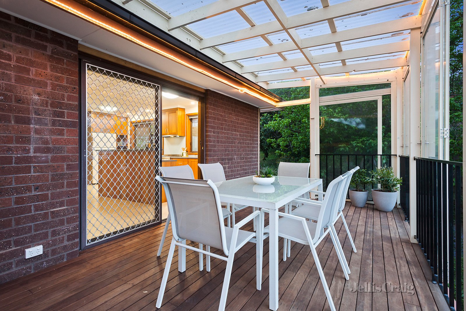 12 Progress Road, Eltham North image 6