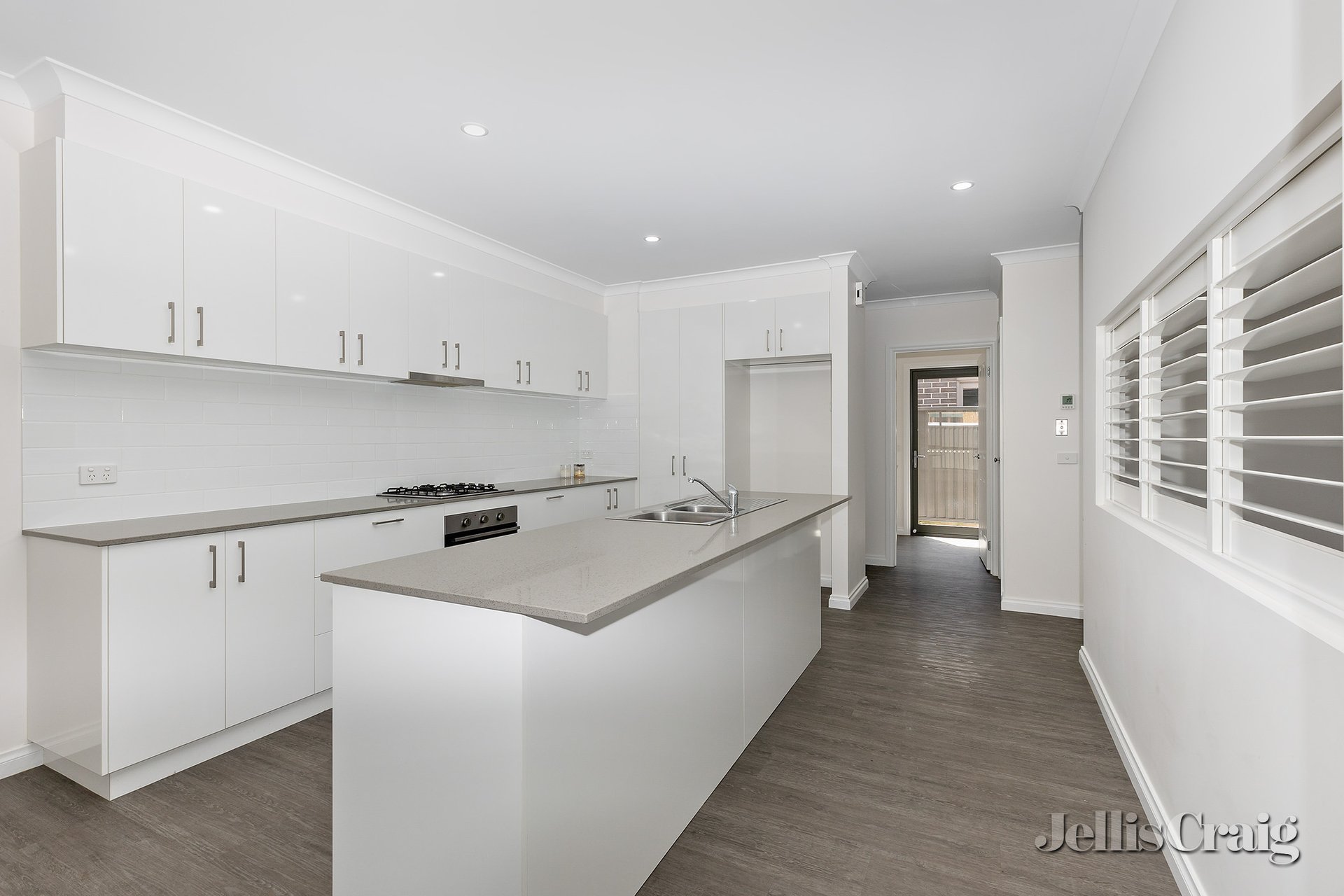 12 Quirk Road, Lucas image 4