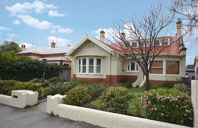 12 Raglan Street North, Ballarat Central image 2