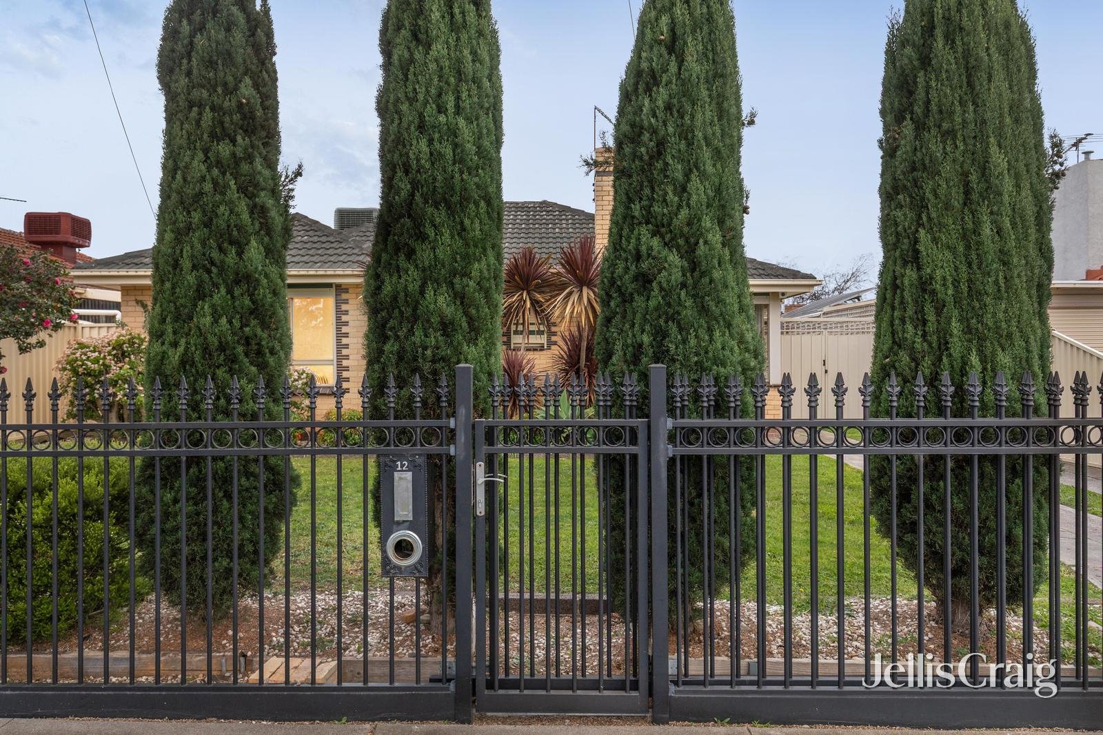 12 Raimeno Street, Lalor image 18