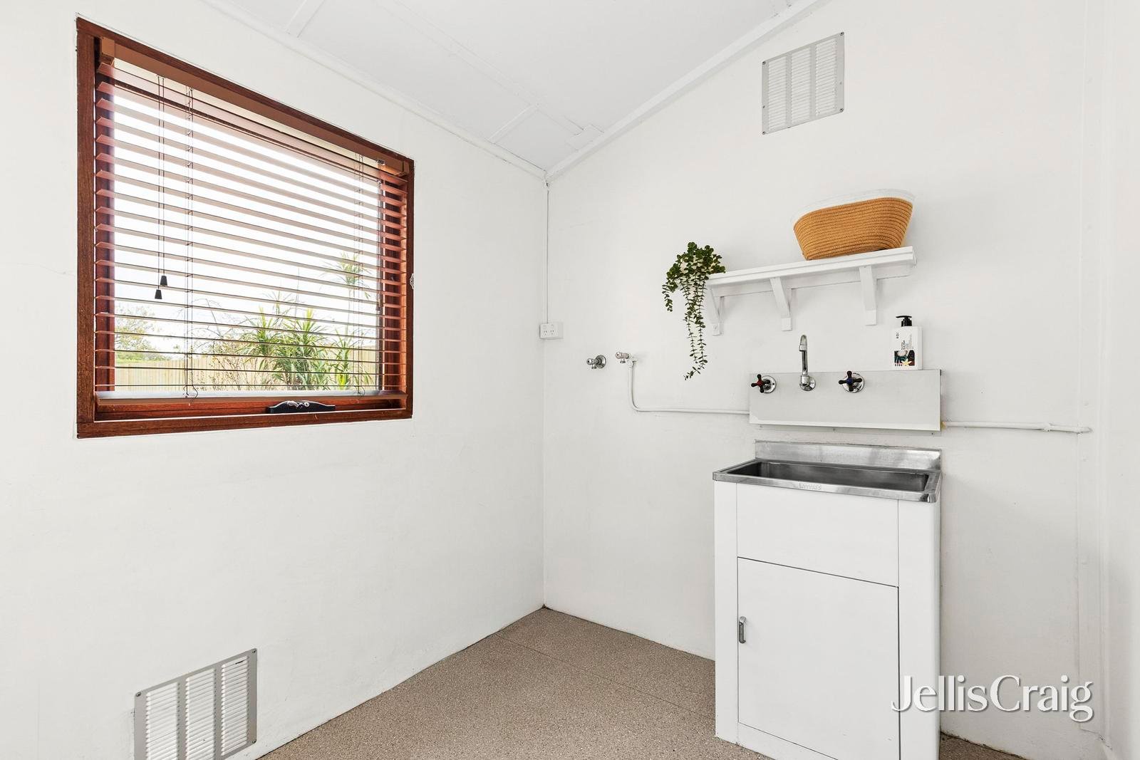 12 Raven Street, Geelong&nbsp;West image 12