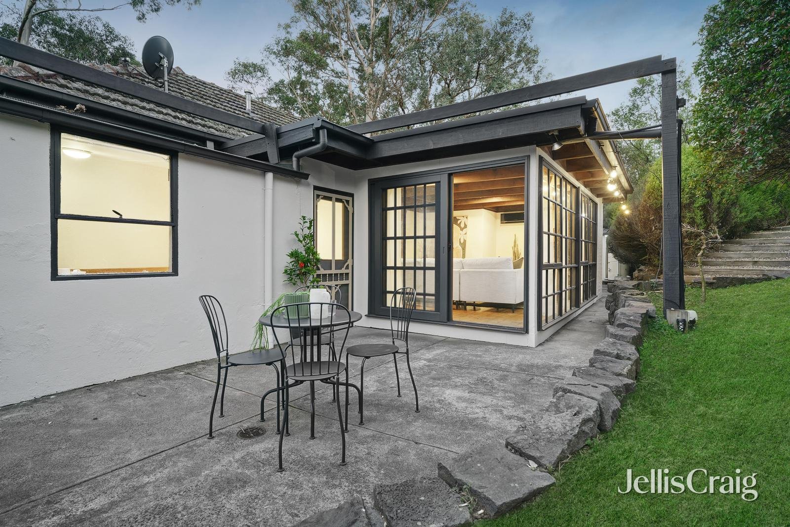 12 Research-Warrandyte Road, Research image 13