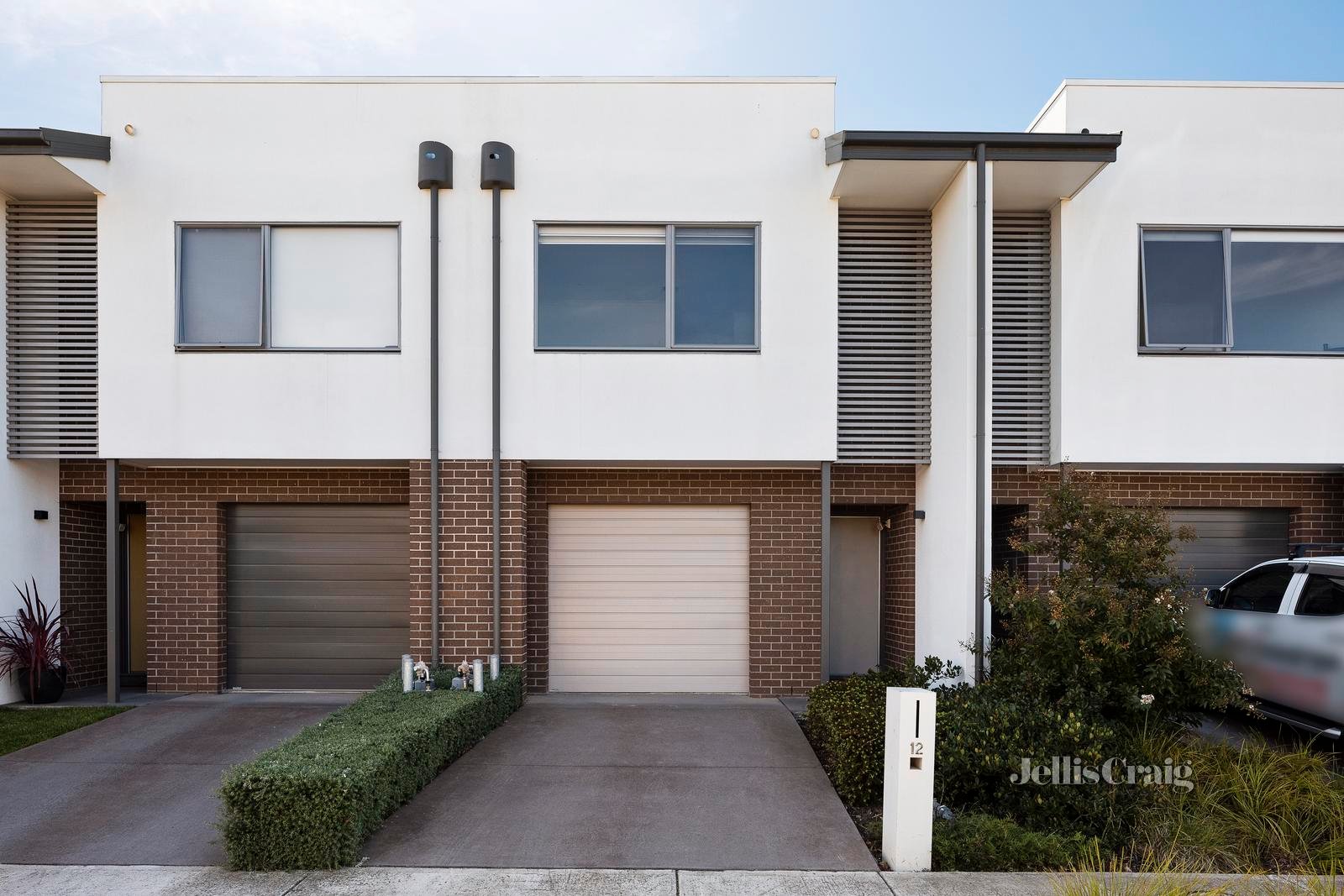 12 Retreat Drive, Ascot Vale image 2