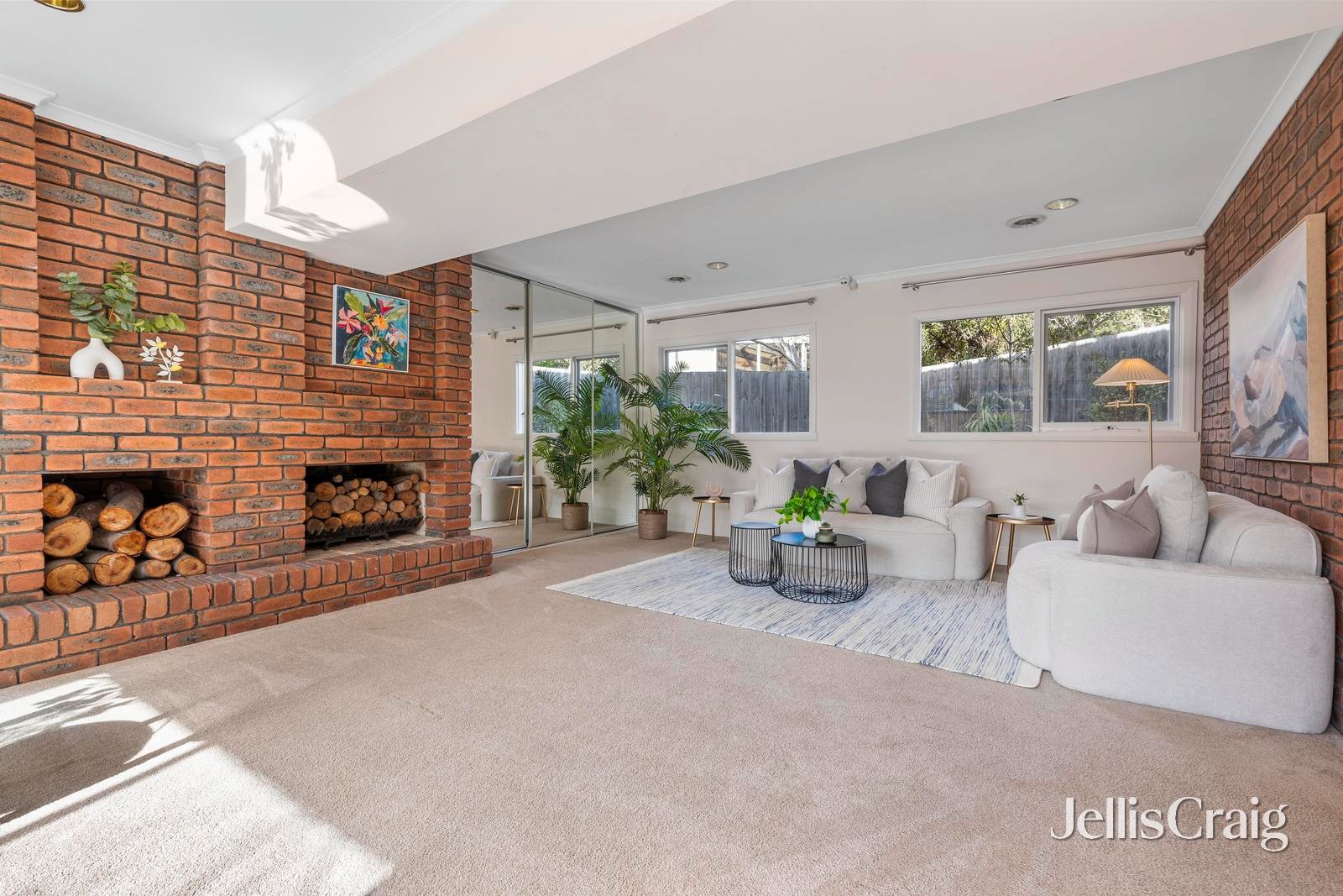 12 Rhodes Drive, Glen Waverley image 5