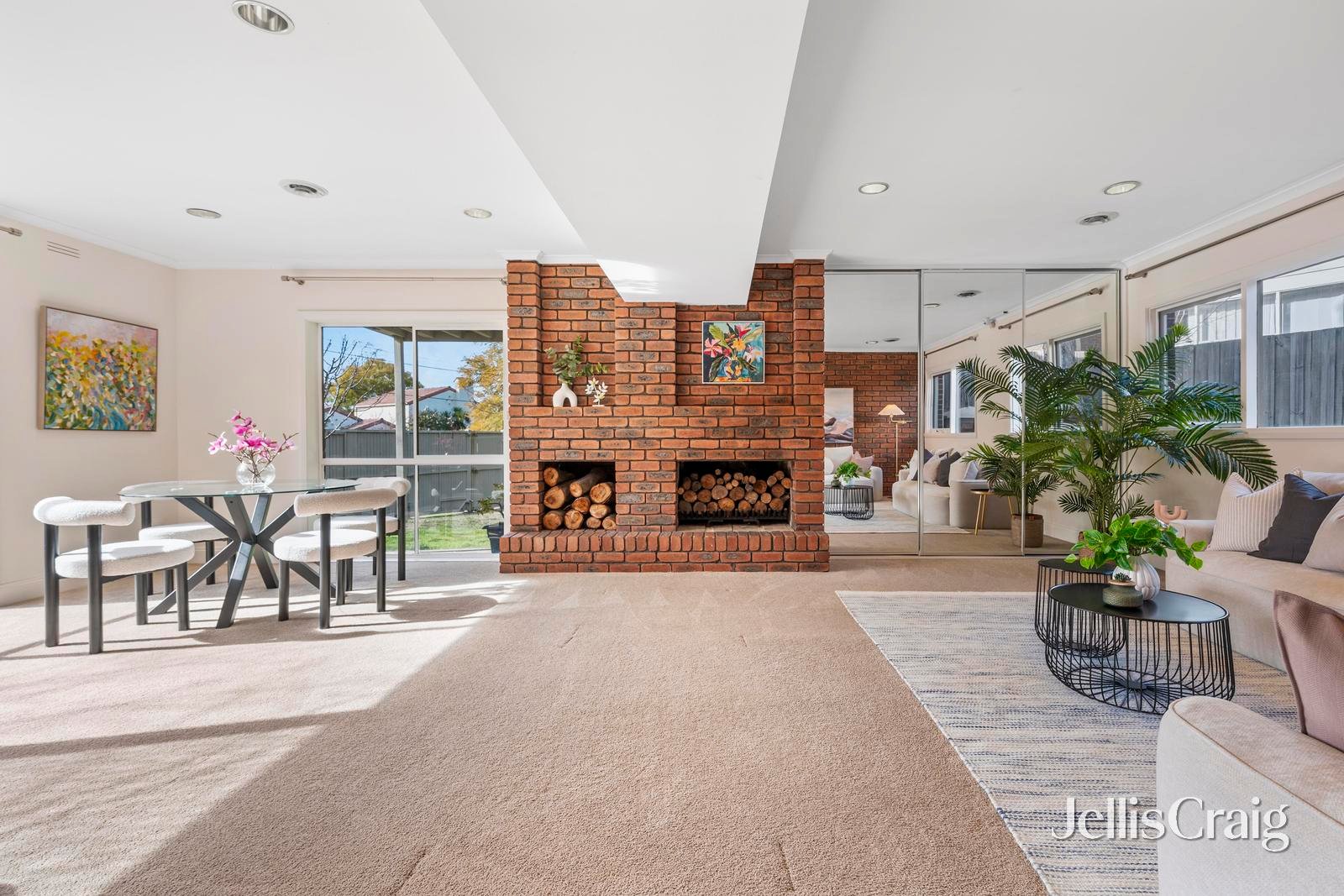 12 Rhodes Drive, Glen Waverley image 6