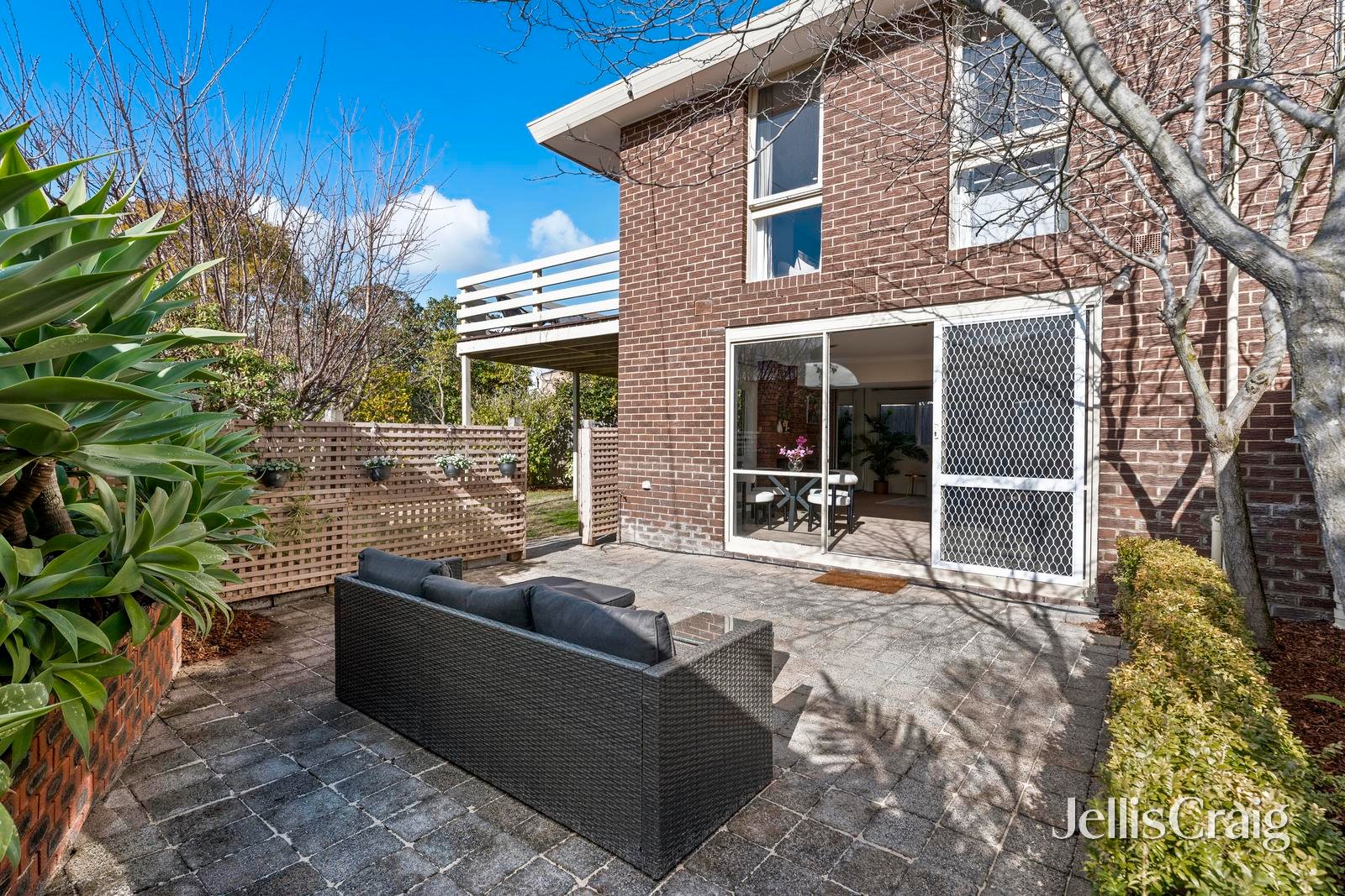 12 Rhodes Drive, Glen Waverley image 10