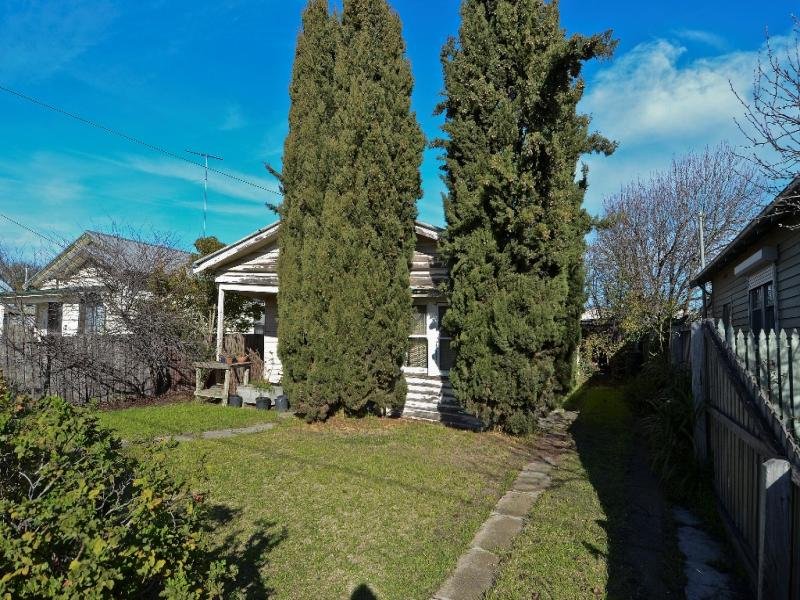 12 Richmond Crescent, Geelong image 4
