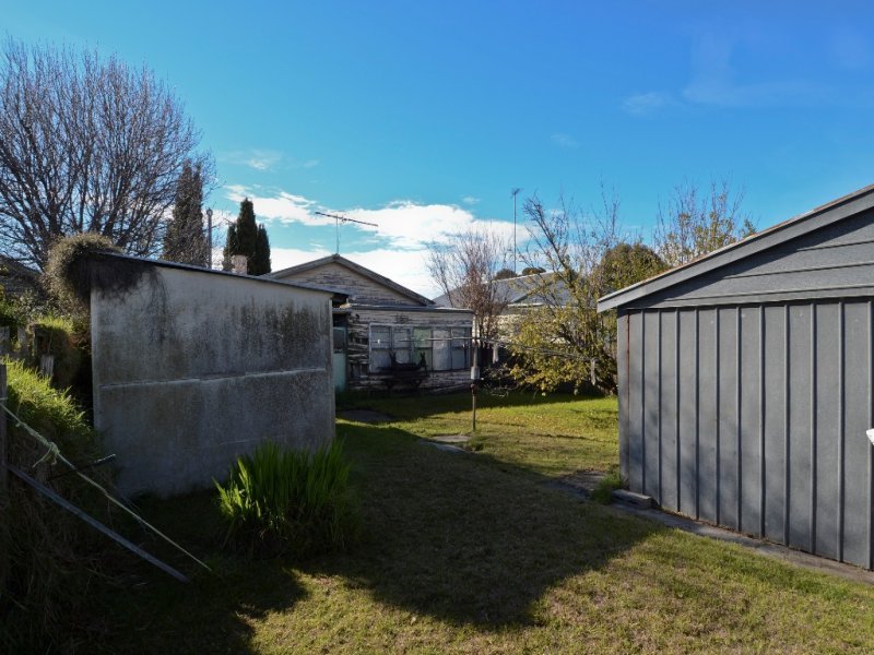 12 Richmond Crescent, Geelong image 5
