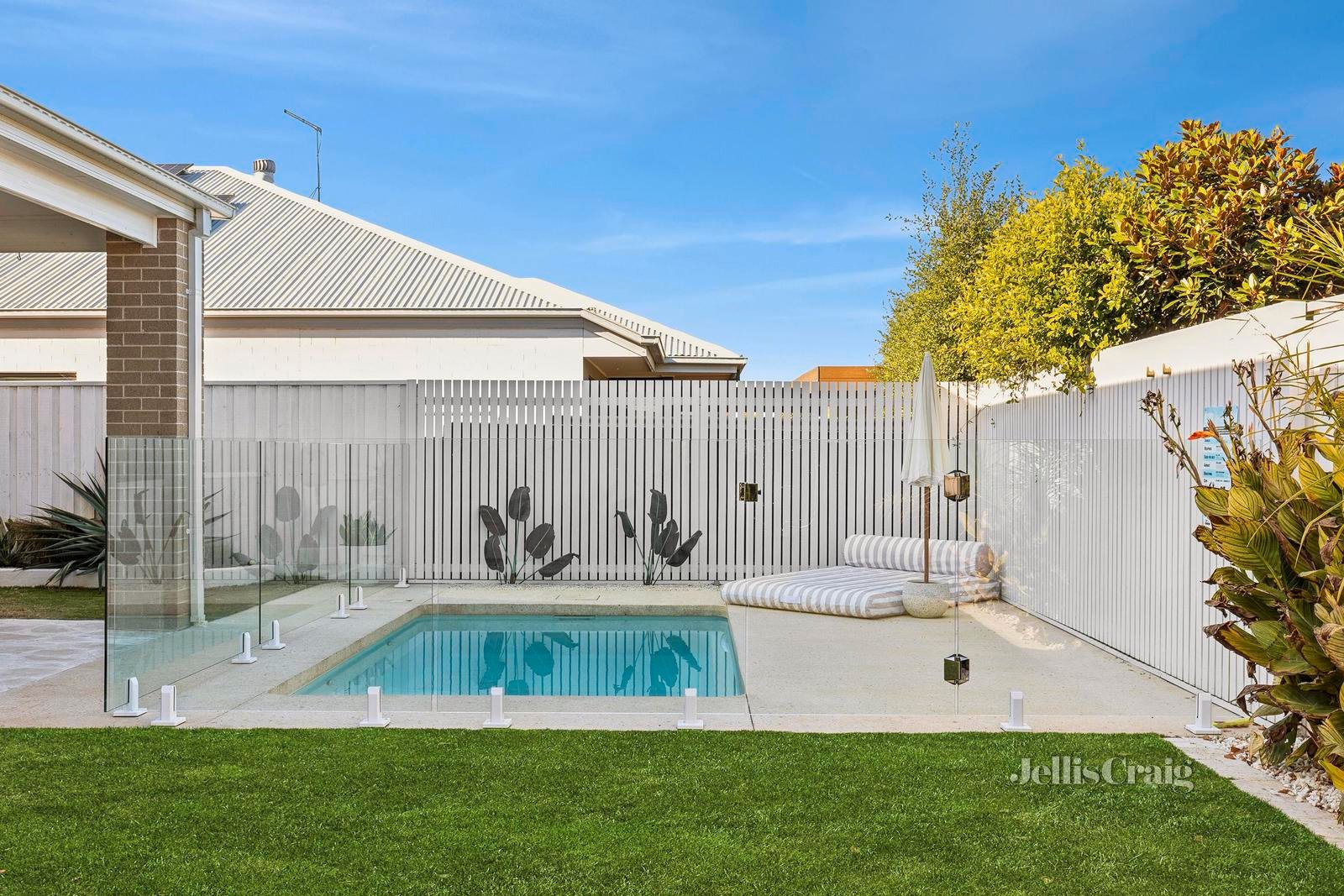 12 Ridley Street, Drysdale image 9