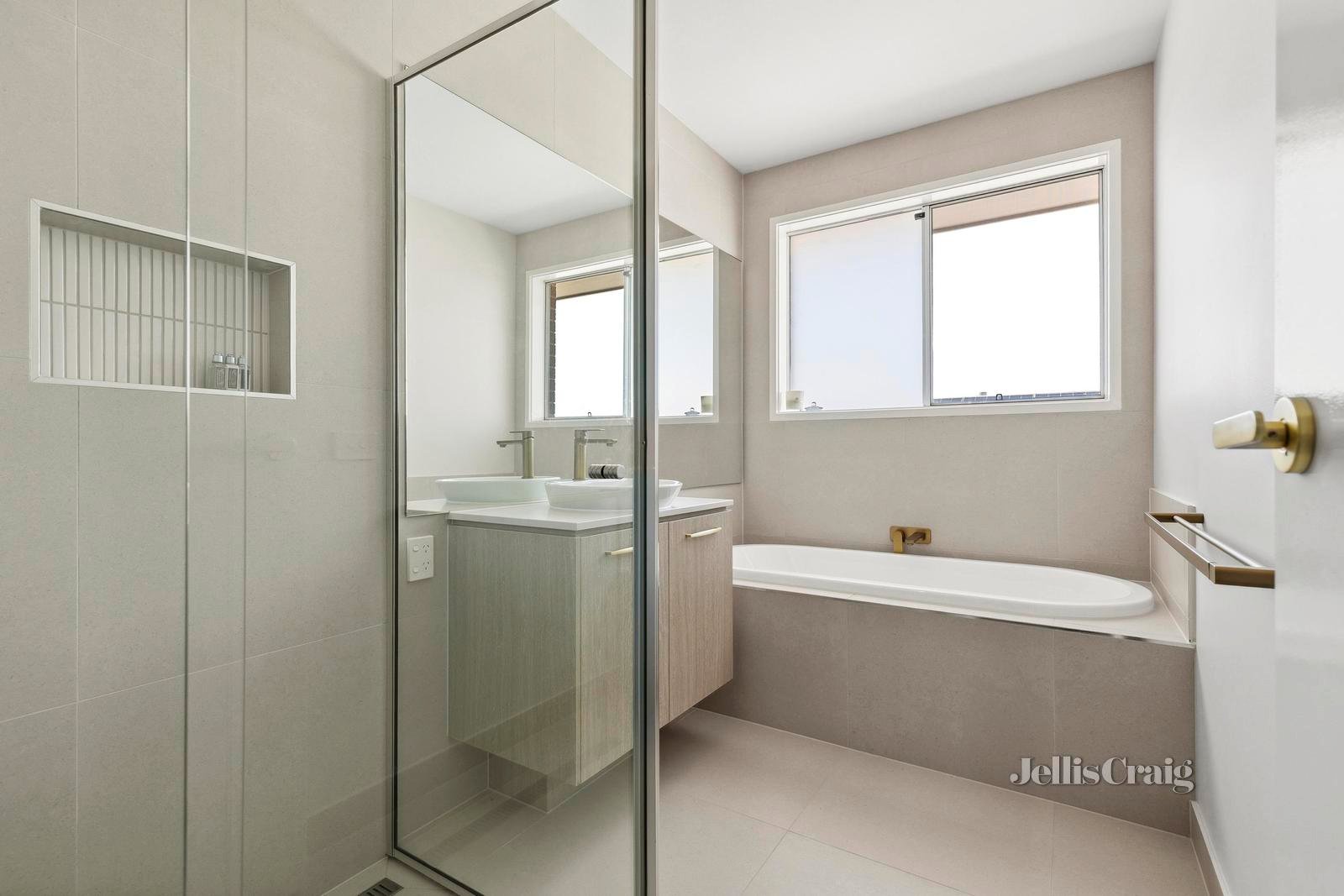 12 Ridley Street, Drysdale image 17