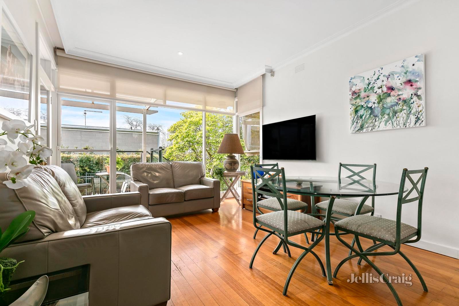 12 Rimington Avenue, Kew image 5